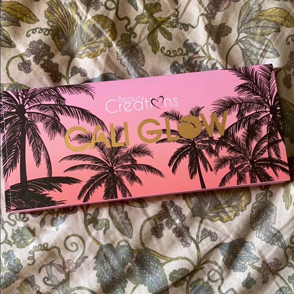 Beauty Creations Cali Glow palette